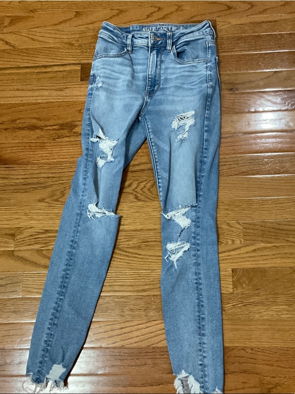 American Eagle Outfitters Light Blue Distressed High-Rise Skinny Jeans